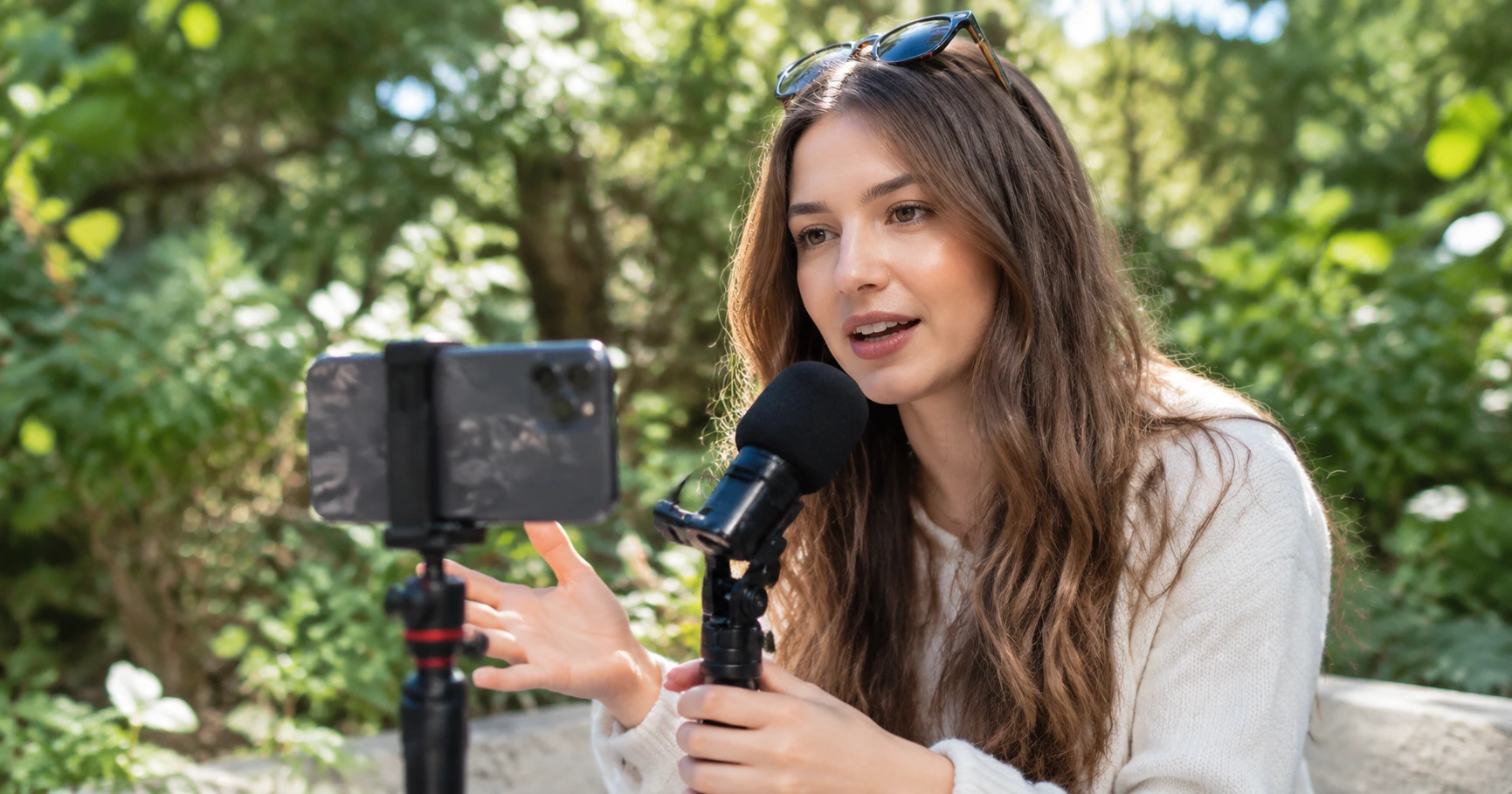 Tổng quan về shure microphone mv88 - image 1